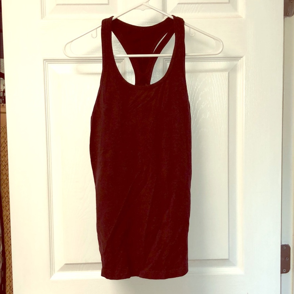 Lululemon tank with attached sports bra sz6